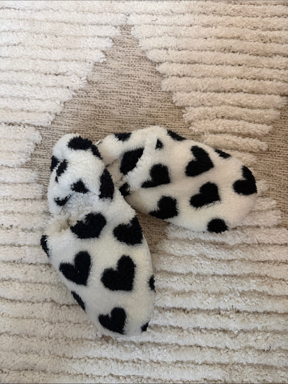 Black & White Heart Fuzzy Slippers